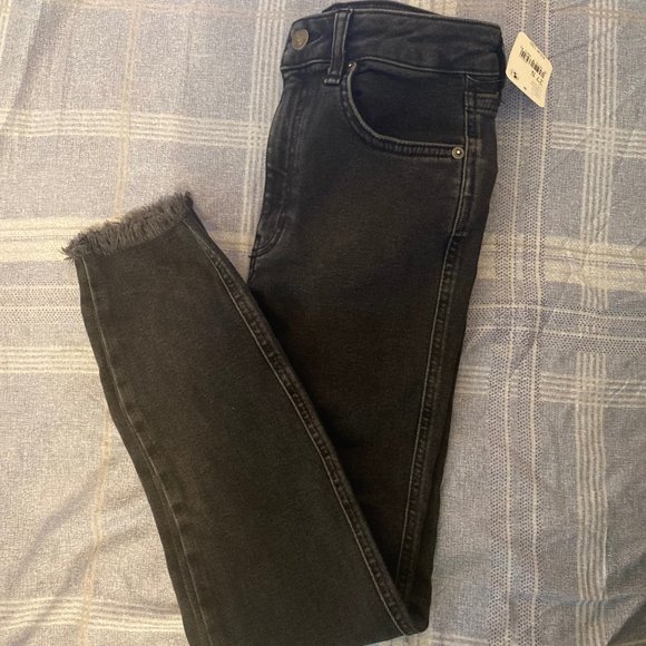 Free People Raw High-Rise Jegging | Black - Picture 4 of 8